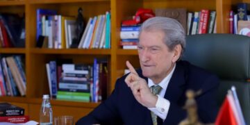 “Rama nuk mund të përcaktojë drejtuesin e PD”, Berisha: Në këtë parti ka garë dhe kryetarin e përcaktojnë anëtarët