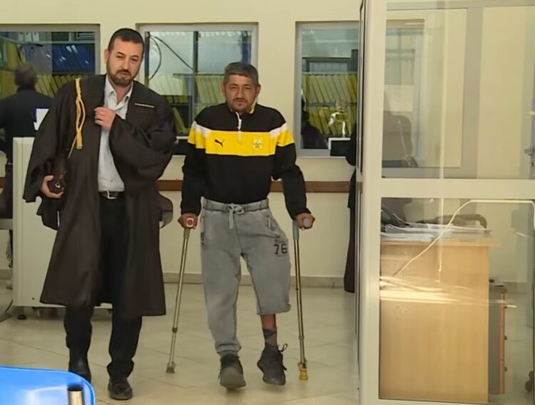 Burg për lypësin që nuk iu bind policisë dhe kërkonte lëmoshë për bukë!