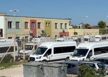 Çfarë po ndodh në paraburgimin e Vlorës? Forcat operacionale kontroll të befasishëm