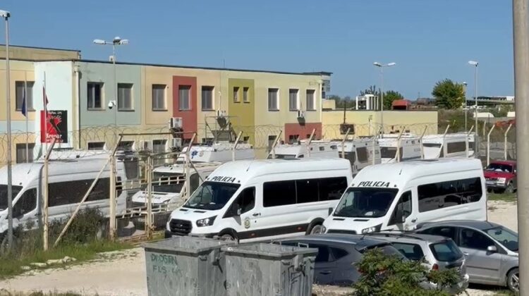Çfarë po ndodh në Vlorë? Forcat Operacionale zbarkojnë në ambientet e paraburgimit
