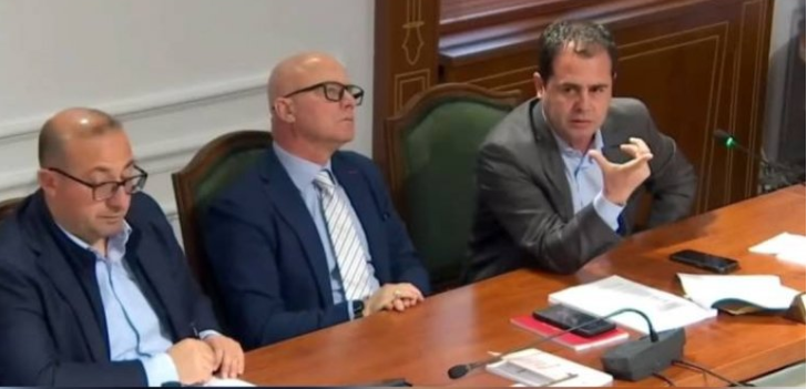 ‘Kriza e çmimeve po godet çdo familje’, Bylykbashi: Qeveria të pezullojë taksat mbi karburantin deri…