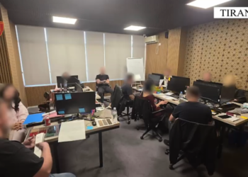 Goditet një tjetër ‘Call Center’ në Tiranë, arrestohen administratorët dhe procedohen operatorët (Emrat)