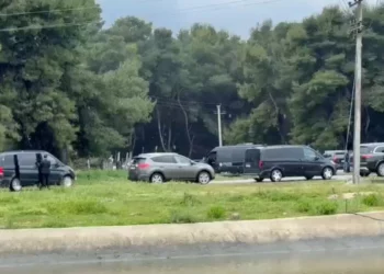 Stafi i Ivanka Trump “zbarkon” në Vlorë, inspekton zonën e pyllit të Hidrovorit në Akërni