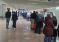 Radhë me orë të tëra në aeroporte, sistemi i ri kufitar “bllokon” udhëtarët