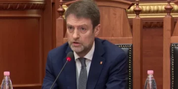 Ministri i Jashtëm pas njoftimit të Ambasadës: S’ka arsye për alarm/ PD: Të mblidhet Këshilli i Mbrojtjes!