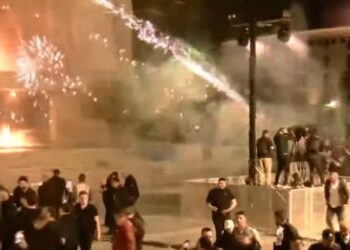 Protesta e PD, përplasje e tensione, mbi 20 të shoqëruar