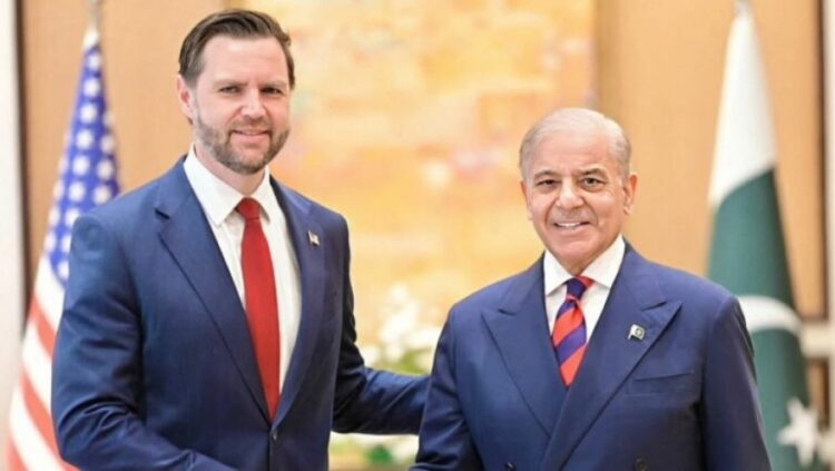 A do të dalë tymi i bardhë? Delegacion amerikan zbarkon në Islamabad për bisedime të reja me Iranin