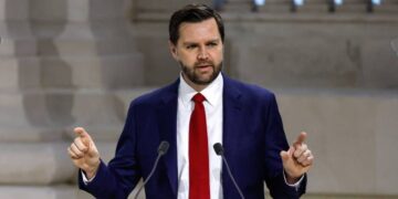 Bisedimet e ardhshme të paqes SHBA-Iran, Vance: Topi është vërtet në fushën tonë