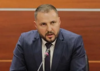 Klevis Qose shkarkohet si drejtues i Burgjeve, në vend të tij emërohet ish-drejtori i Tensionit të Lartë