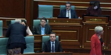 Opozita bojkoton, shtyhet votimi për zgjedhjen e Presidentit të Kosovës