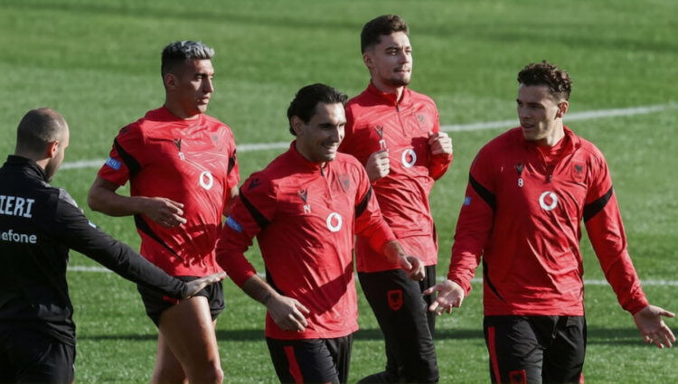 Paraqitjet e Legjionarëve/ Laçi bëhet protagonist me gol dhe dy asiste, shënon edhe Uzuni