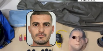 Arrestohet 37-vjeçari në Paskuqan, në momentin e ndalimit mbante maskë silikoni dhe… (Emri)