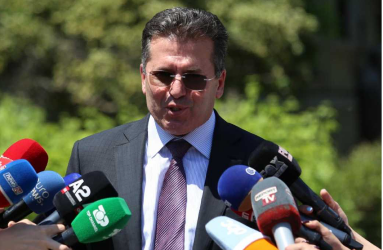 Mediu për zgjedhjet në PD: Nëse Salianji kandidon brenda Statutit, partia ka përfitime