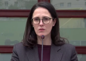 Administrata pa letra/ Ibrahimaj: Kalojmë te firmat online dhe proceset digjitale