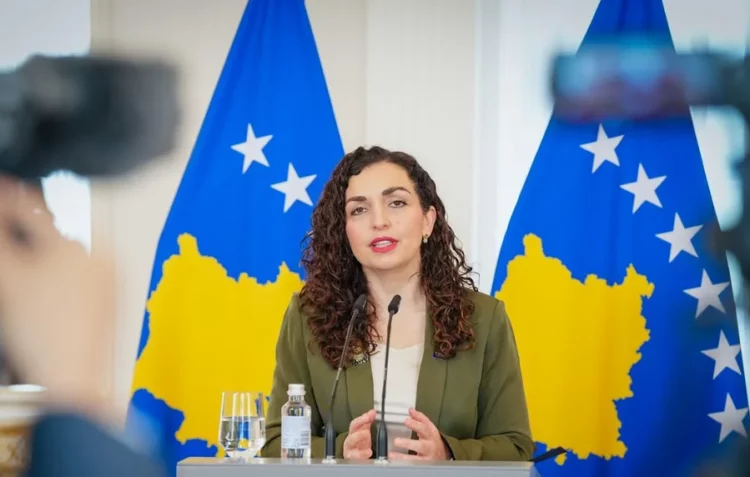 Vjosa Osmani hedh poshtë akuzat: Takimet me qytetarët nuk kanë nisur vetëm në periudhë zgjedhjesh