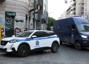 Shantazh me 200 mijë euro, 2 shqiptarë dhe një grek në pranga, hetimet zbardhin rrjetin