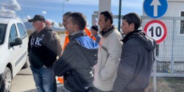 Dy javë pa drita, banorët e Fushmbretit në Elbasan dalin në protestë