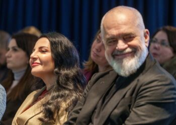 Këlliçi: Pasi u zhvati shqiptarëve 50 mln euro në Tunelin e Llogarasë, tani do u marrë para për të kaluar!