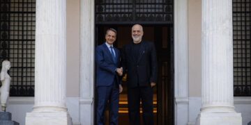 S’ka pakt detar! Athina përgënjeshtron Ramën: Procesi u ndal nga Kushtetuesja