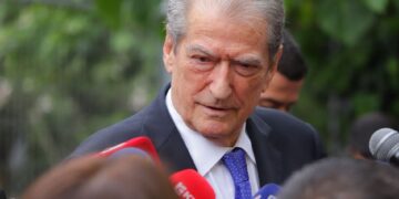 Berisha: Asnjë mandat ndërkombëtar nuk ka për arrestimin e tij, Ergys Agasi shkon shpesh në Surrel