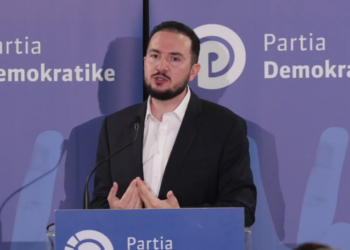 Duhet të mundim autokratët në pushtet por edhe të opozitës, Salianji sfidon Berishën: Dil dhe përballu në garë