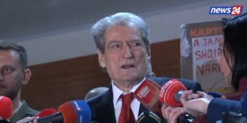 Berisha mbyll protestën: U goditën qëllimisht drejtuesit e lartë të PD-së, Boçi dhe Balliu në spital