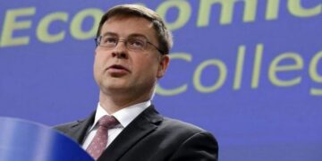 Lufta në Lindjen e Mesme/ Komisioneri i BE propozon taksën e fitimit të tepërt për kompanitë e naftës