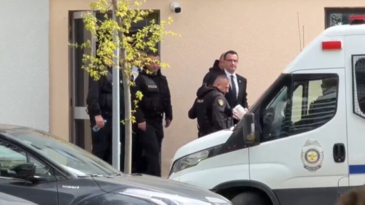 Presidenca: Dekreti për Ols Dadon, i ligjshëm/ Gjykata i kërkon Veliajt ta korrigjojë padinë