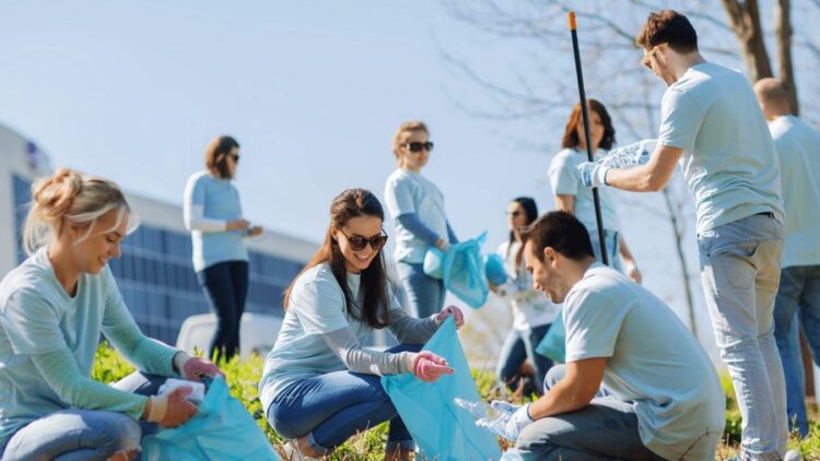 Shqipëria mbetet e fundit në Europë për angazhimin qytetar dhe vullnetarizmin