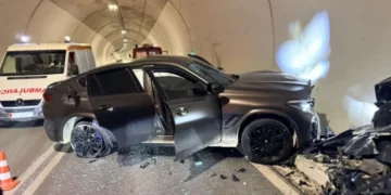 Përplasje automjetesh në tunelin e Llogarasë, një i lënduar nga aksidenti