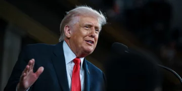 “Po shqyrtojmë tërheqjen e SHBA nga NATO”, Aleanca reagon ndaj Trump: Provokime!