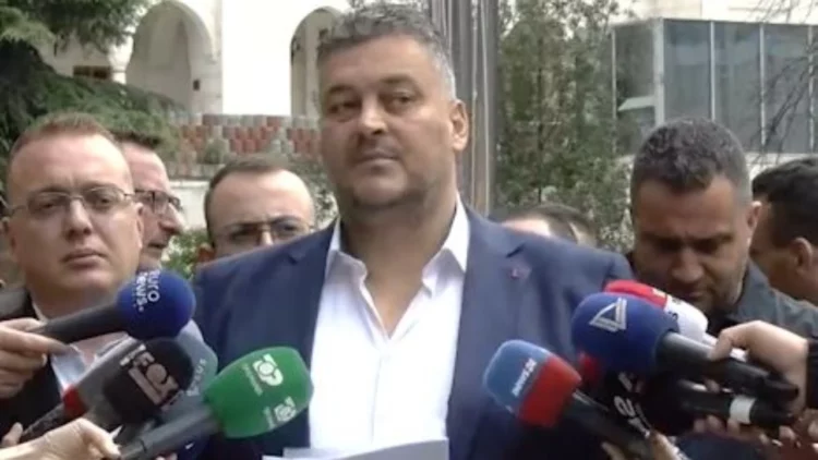 Përjashtimi nga partia, anëtarët e PD Durrës në seli, kërkojnë ballafaqim me Berishën