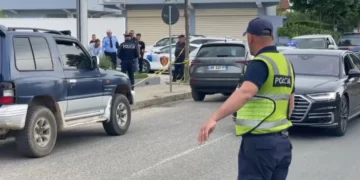 Incidenti në Mamurras/ I arrestuar djali i ish-deputetit të PD, ishte së bashku me 23-vjeçarin e plagosur në makinë