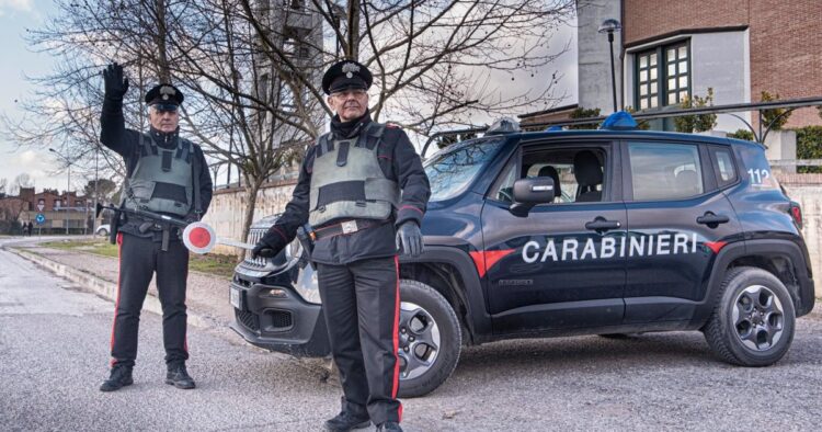 Skema e mafias shqiptare në Bari, nga vrasjet e bujshme tek vilat dhe miliona eurot e pastruara në Tiranë