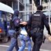 Armë dhe stemë policie/ Arrestohet në Rinas pjesëtari i grupit të Marklen Hakës