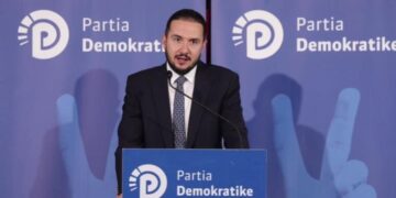 Salianji nga takimi në Peshkopi: PD s’mund të jetë frëngji ku gjuhen ambasadorët