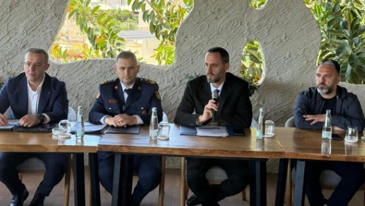 ‘Beach bar’-i pa leje në Ksamil i përkiste një bande, ministri kërkon hetim të thelluar