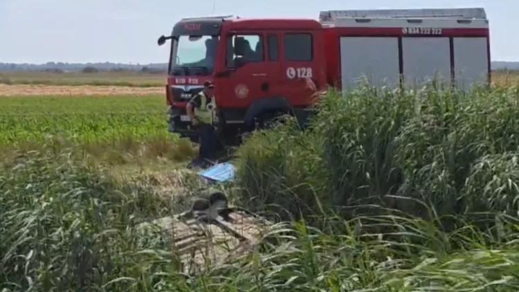 Tragjedi rrugore në Fier, automjeti bie në kanal dhe i merr jetën drejtuesit