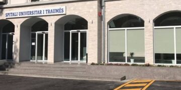 Ngjarja tragjike në Durrës/ Ministria e Shëndetësisë jep detaje: I mituri u transportua drejt Traumës, në gjendje kritike