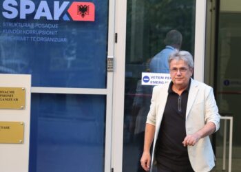 Tender alla Beci për Fernand Nuhën/  Kontrata e dyshimtë 571 MLN lekë që shqep në mes të sezonit rrugën e Bregut të Detit në Velipojë