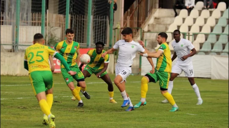 Myzeqeja mbetet “pa futboll”, Apollonia dhe Lushnja bien në nivelin e tretë