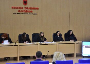 PD çon në gjykatë KQZ-në për votën në burgje, nis beteja në Kolegj Zgjedhor