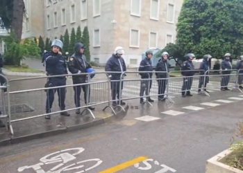 Protesta e opozitës, nis marshimi në Bulevard, 1500 punonjës policie në terren monitorojnë tubimin