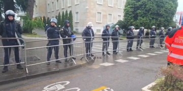 Protesta e opozitës, nis marshimi në Bulevard, 1500 punonjës policie në terren monitorojnë tubimin