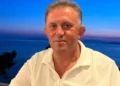 Persona të maskuar sulmojnë ish-kryetarin e PD-së në Lezhë, niset drejt Traumës