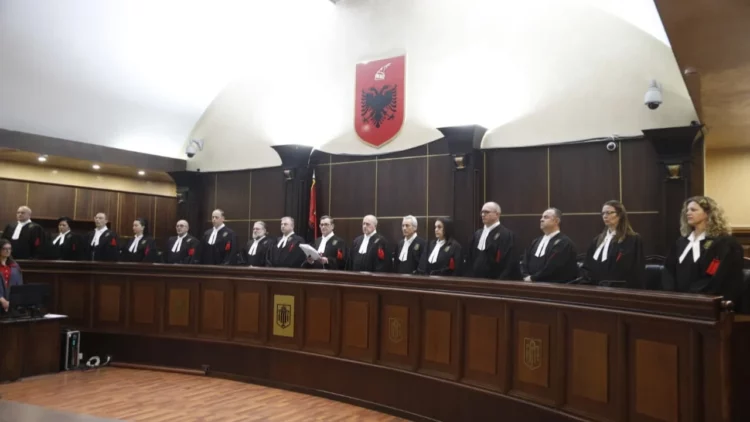 Politikanët lirohen nga paraburgimi? Vendimi unifikues i Gjykatës së Lartë: Të vlerësohet profili dhe sjellja para izolimit