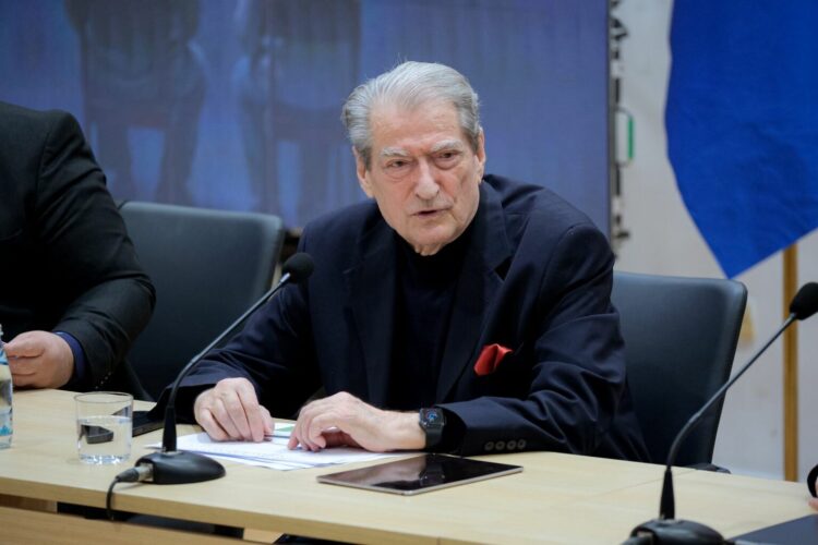 Berisha: Pensionet e pjesshme po lënë mijëra të moshuar në mjerim