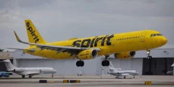 Çmimet e karburanteve falimentojnë linjën ajrore amerikane me kosto të ulët, anulon të gjitha fluturimet