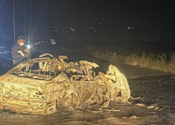 Tragjike në Maqedoninë e Veriut, 4 persona humbin jetën pasi makina përplaset me kamionin dhe shpërthen në flakë