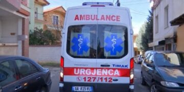 Plagoset me armë zjarri 17-vjeçari në Tiranë, arrestohet shoku i tij dhe dy të tjerë